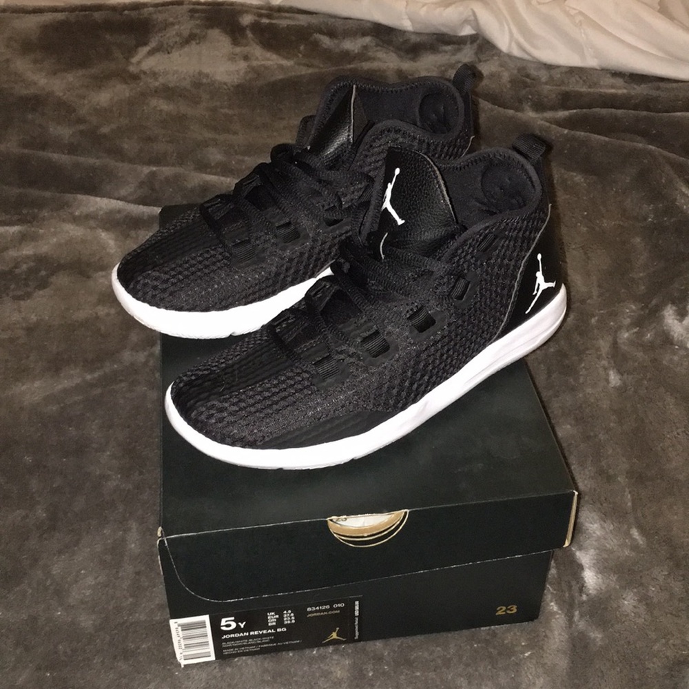Jordan Reveal BG